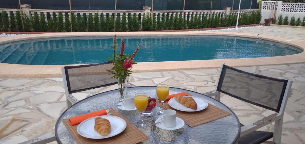 Villa Alhambra - Dale A Tu Familia Las Vacaciones Y El Descanso Que Se Merecen Calp Exterior foto